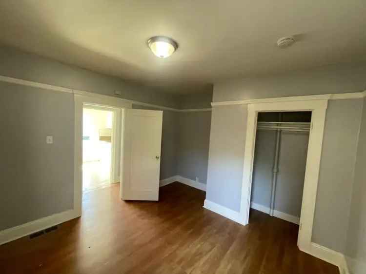 Excelsior District 2-Bedroom Apartment for Rent