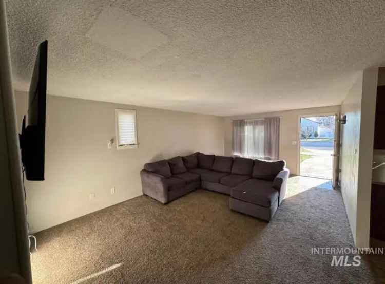 Multi-family house For Sale in 415, Everett Street, Caldwell, Idaho