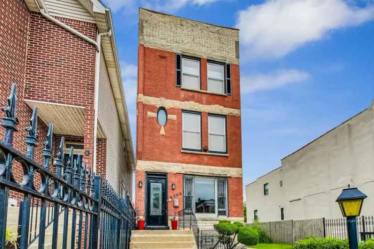 Single-family house For Sale in 4364, South Oakenwald Avenue, Chicago, Illinois