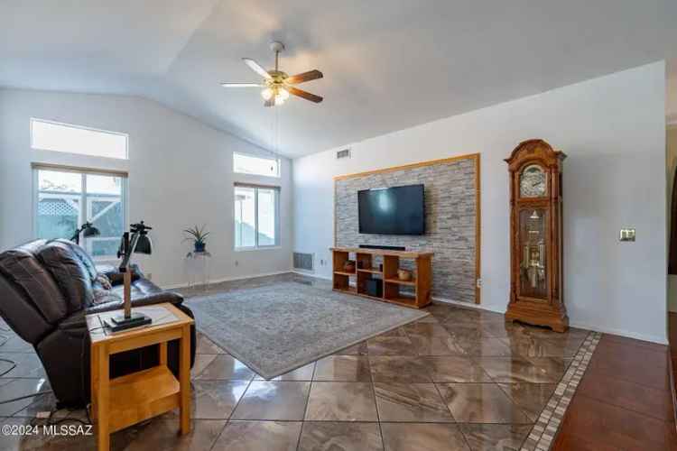 Single-family house For Sale in 38240, South Mountain Site Drive, Saddlebrooke, Arizona