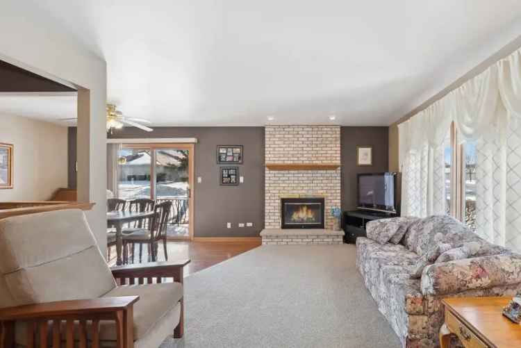 Condo For Sale in 17815, Bernard Drive, Orland Park, Illinois