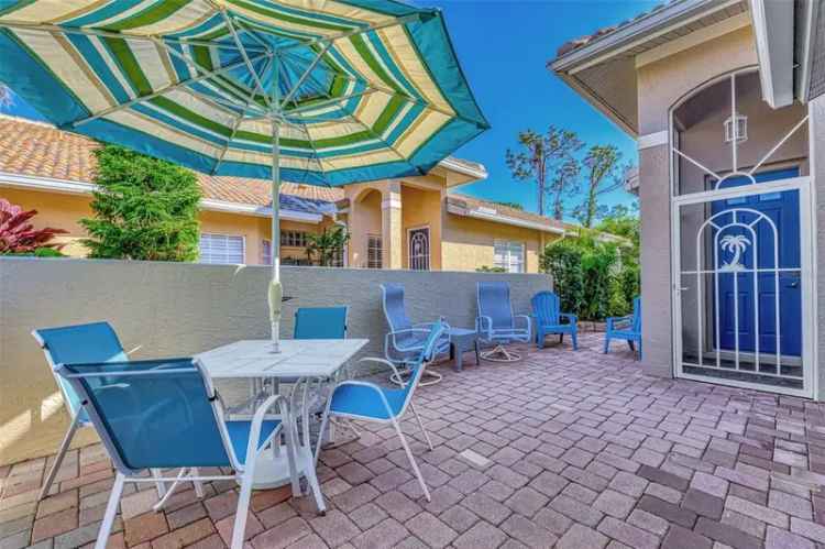 Single-family house For Sale in 225, Auburn Woods Circle, Venice, Florida