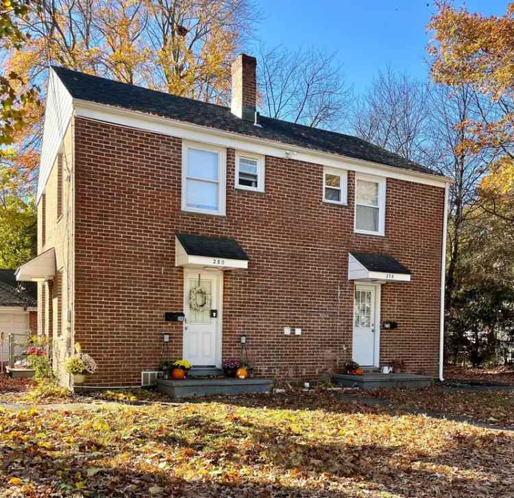 Multi-family house For Sale in 278, Priscilla Street, Bridgeport, Connecticut