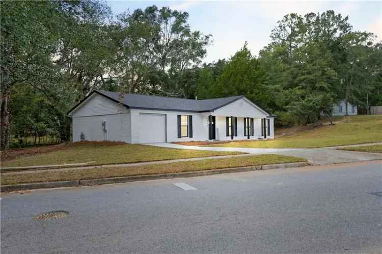 Single-family house For Sale in Mobile, Alabama