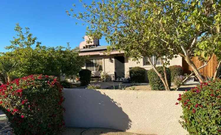 Multi-family house For Sale in Palm Desert, California