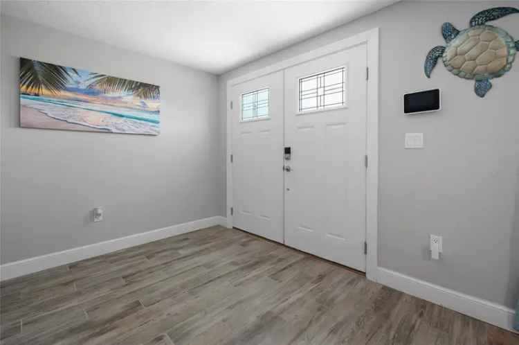 Single-family house For Sale in 1132, Piedmont Road, South Venice, Florida