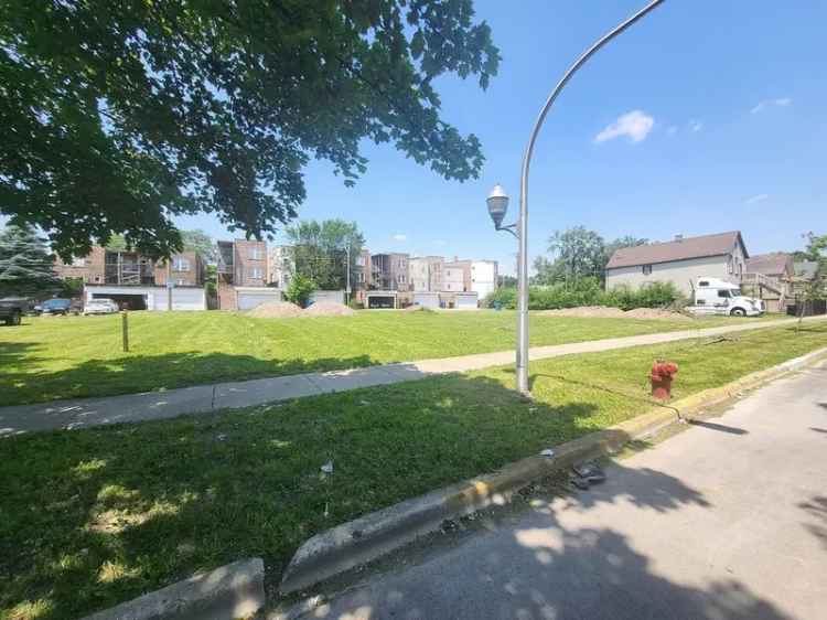 Land For Sale in 1822, South Komensky Avenue, Chicago, Illinois