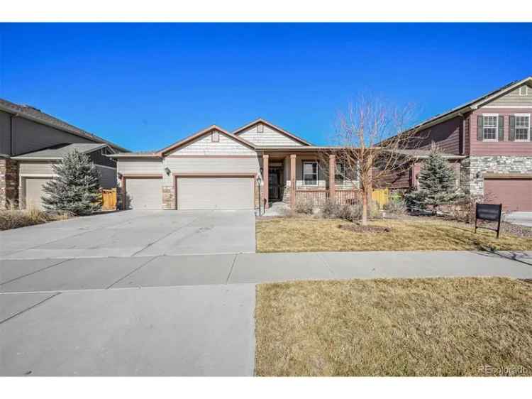 Single-family house For Sale in 19429, East 65th Place, Aurora, Colorado