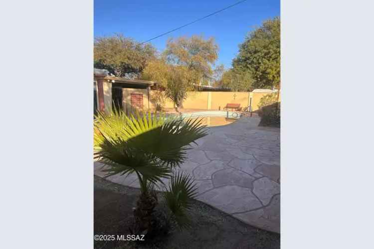 Single-family house For Sale in 7322, East 18th Street, Tucson, Arizona