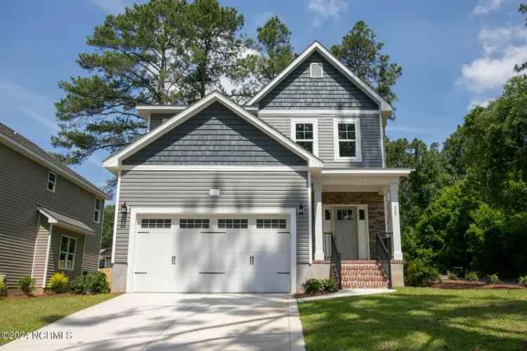 Single-family house For Sale in Aberdeen, North Carolina