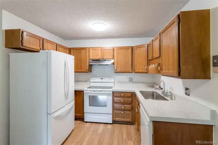 Condo For Sale in 3144, South Wheeling Way, Aurora, Colorado