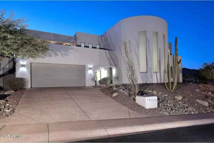 Single-family house For Sale in 18258, North 15th Place, Phoenix, Arizona