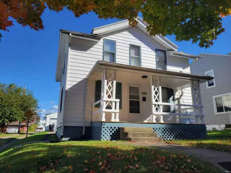 Single-family house For Sale in 1802, South Douglas Street, South Bend, Indiana