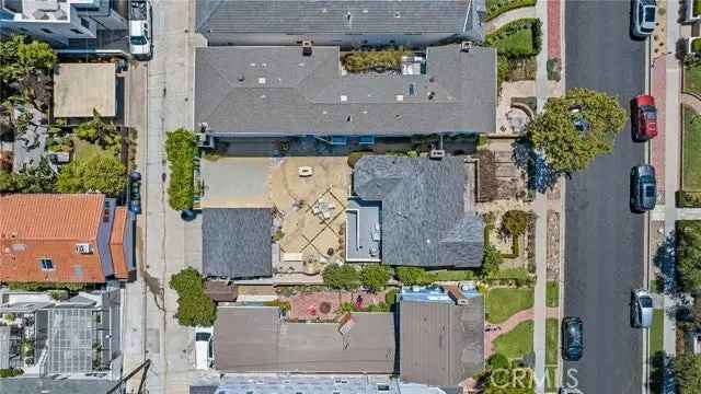 Single-family house For Sale in 316, Orchid Avenue, Newport Beach, California