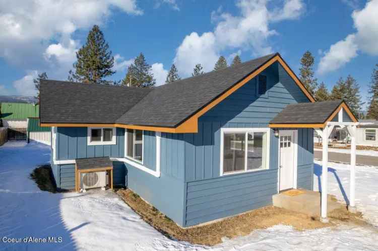 Single-family house For Sale in 32489, South 7th Avenue, Spirit Lake, Idaho