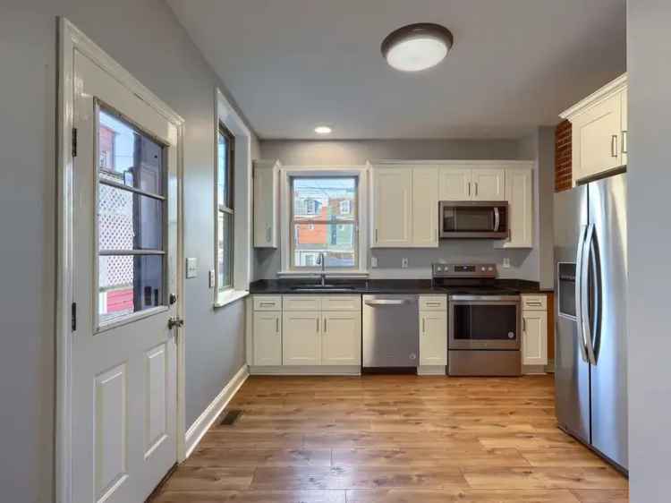 Midtown 3 Bedroom Home for Rent - Modern Amenities and Charm