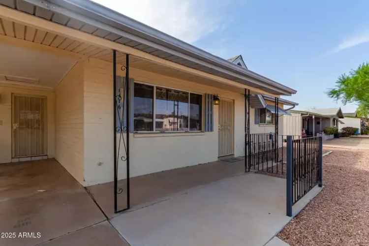 Single-family house For Sale in 1416, South Lawther Drive, Apache Junction, Arizona