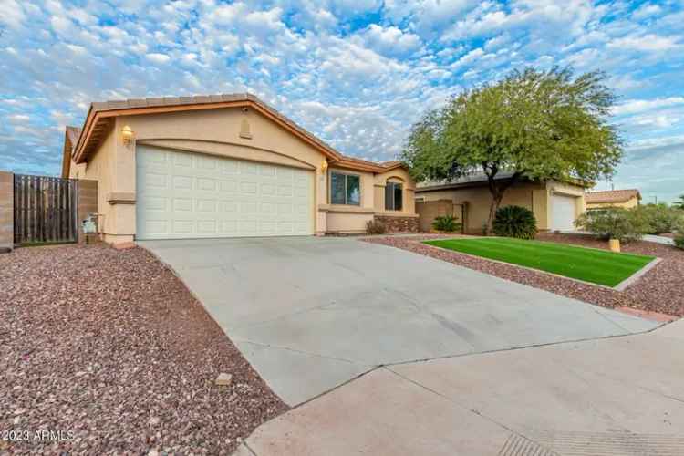 Single-family house For Sale in 29550, West Whitton Avenue, Buckeye, Arizona