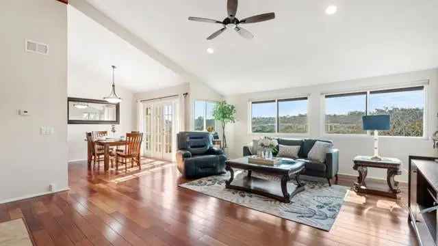 Single-family house For Sale in 5963, Cirrus Street, San Diego, California