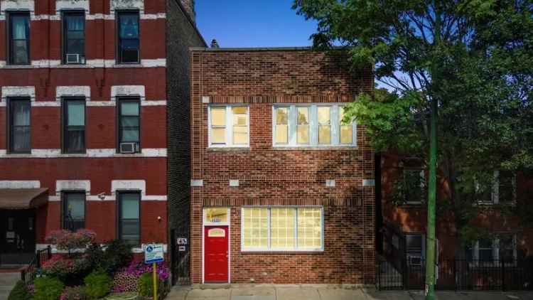 Multi-family house For Sale in 1532, West 19th Street, Chicago, Illinois