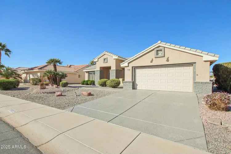 Single-family house For Sale in 14812, West Las Brizas Lane, Sun City West, Arizona