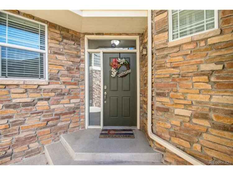 Single-family house For Sale in Centennial, Colorado