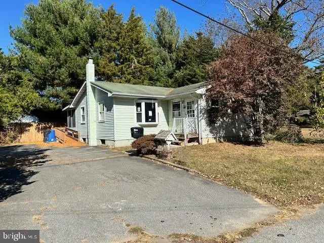 Single-family house For Sale in Milford, Delaware