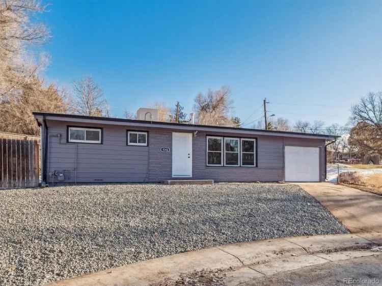 Single-family house For Sale in 4348, South Jason Street, Englewood, Colorado