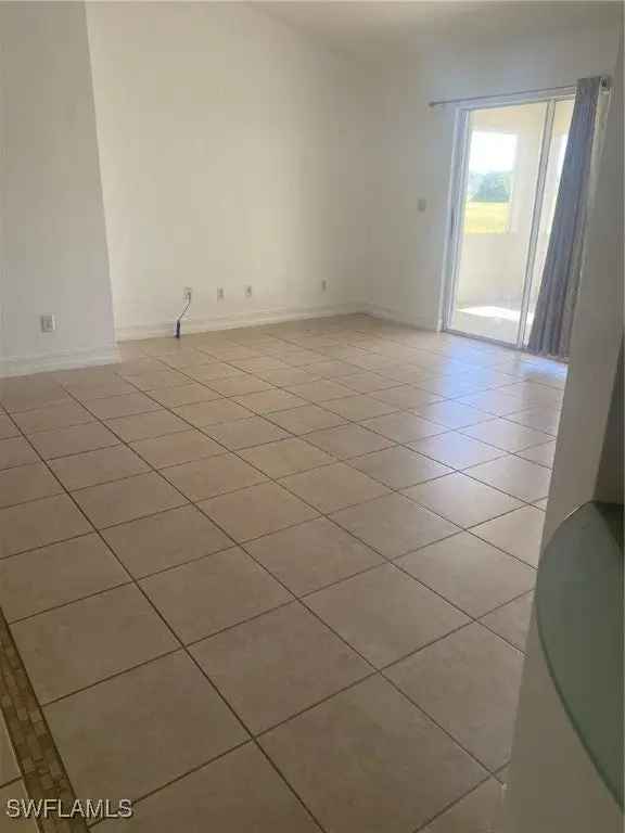 Single-family house For Sale in 4325, 11th Street West, Florida