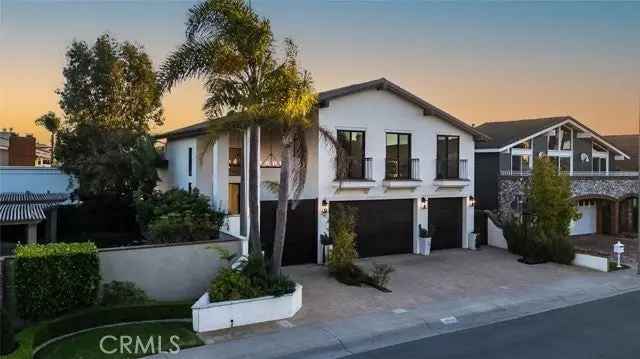 Single-family house For Sale in 4072, Morning Star Drive, Huntington Beach, California