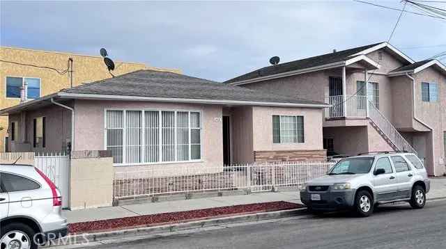 Multi-family house For Sale in 1412, South Mesa Street, Los Angeles, California