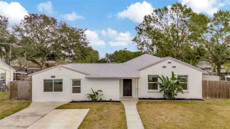 Single-family house For Sale in 3515, 17th Street North, Saint Petersburg, Florida