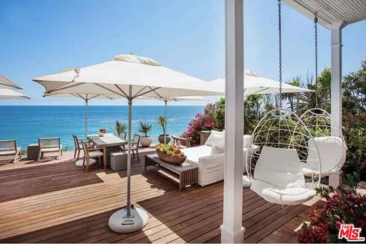 Single-family house For Sale in 31740, Broad Beach Road, Malibu, California