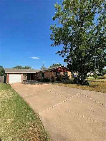 Single-family house For Sale in 409, South San Jose Drive, Abilene, Texas