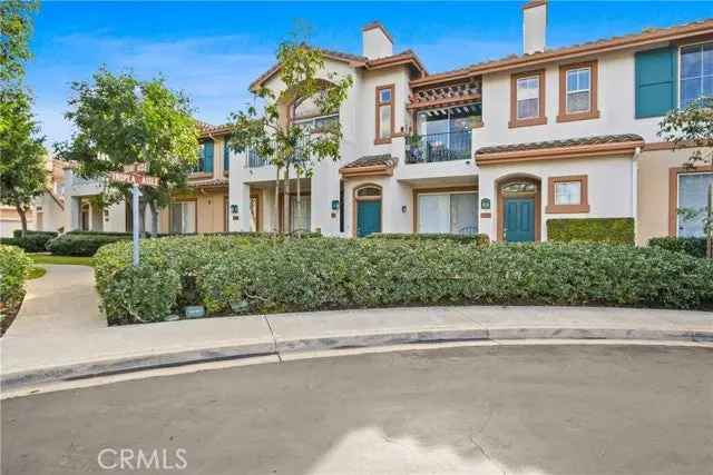 Single-family house For Sale in Irvine, California