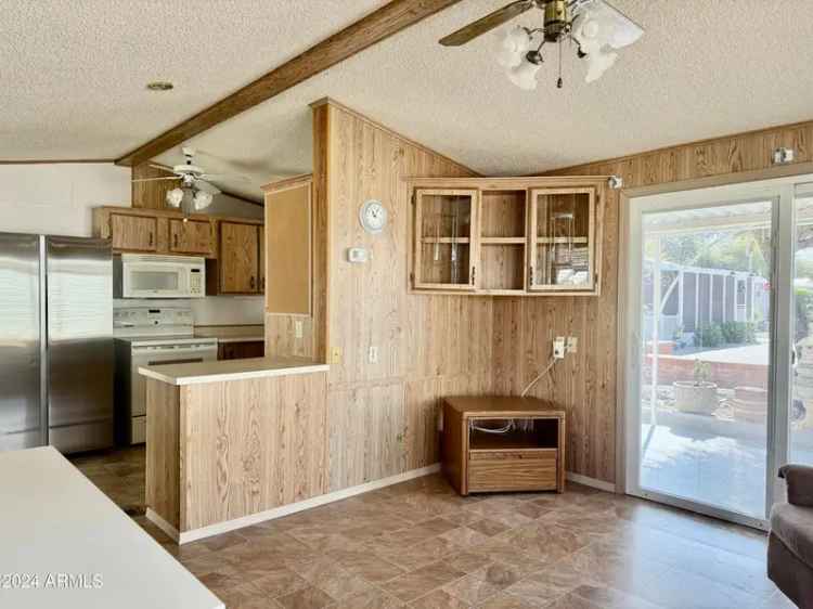 Single-family house For Sale in 17200, West Bell Road, Surprise, Arizona