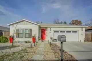 Single-family house For Sale in Sacramento, California