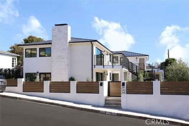 Multi-family house For Sale in 245, Wave Street, Laguna Beach, California