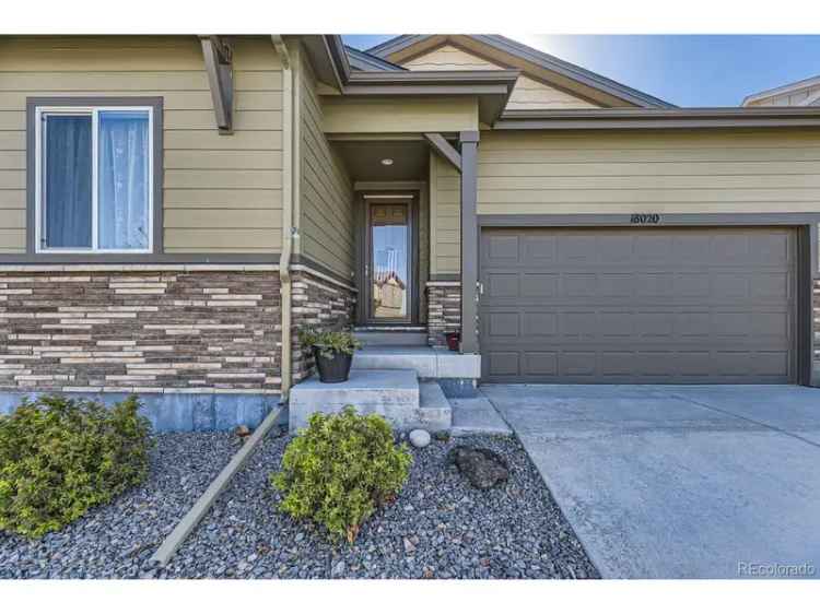 Single-family house For Sale in 18020, Weymouth Avenue, Parker, Colorado