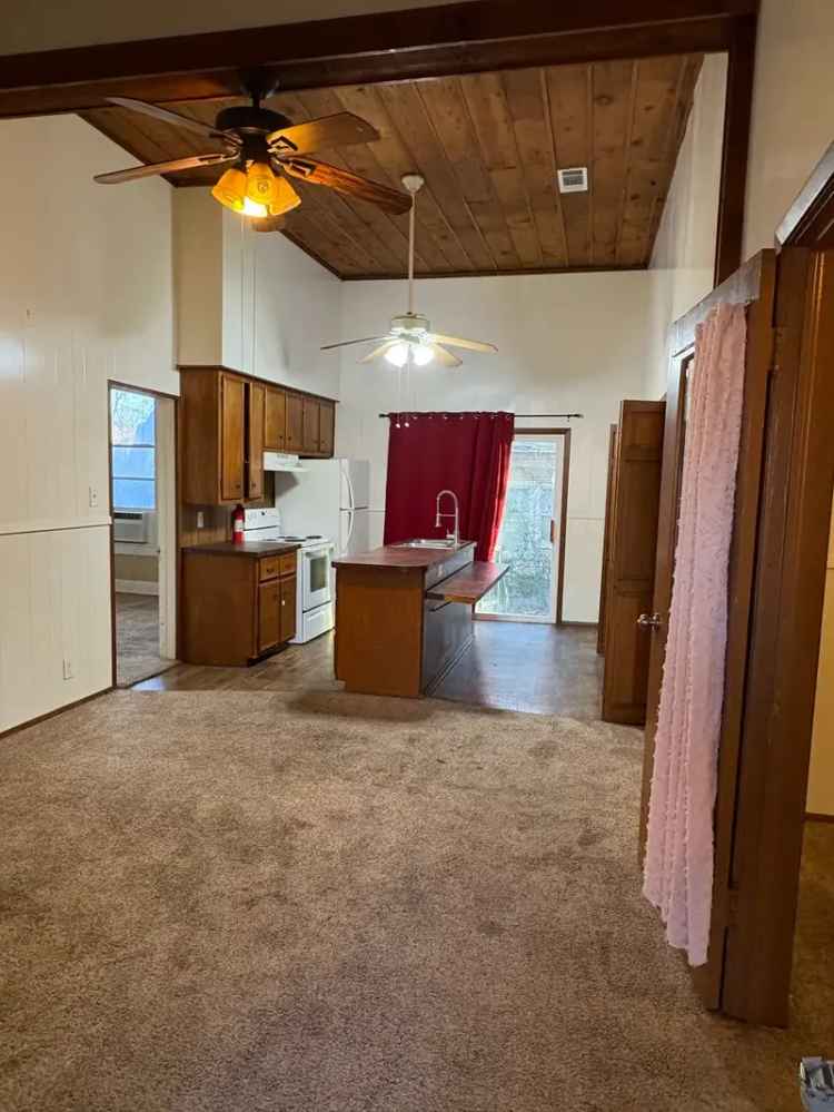 2 1 Apartment near TWU Denton Square