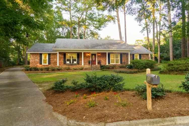 Single-family house For Sale in Dothan, Alabama