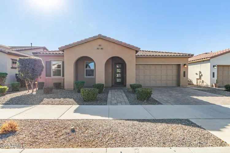 Single-family house For Sale in 21121, East Superstition Drive, Queen Creek, Arizona