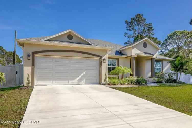 Single-family house For Sale in 171, Hurley Boulevard Southwest, Palm Bay, Florida