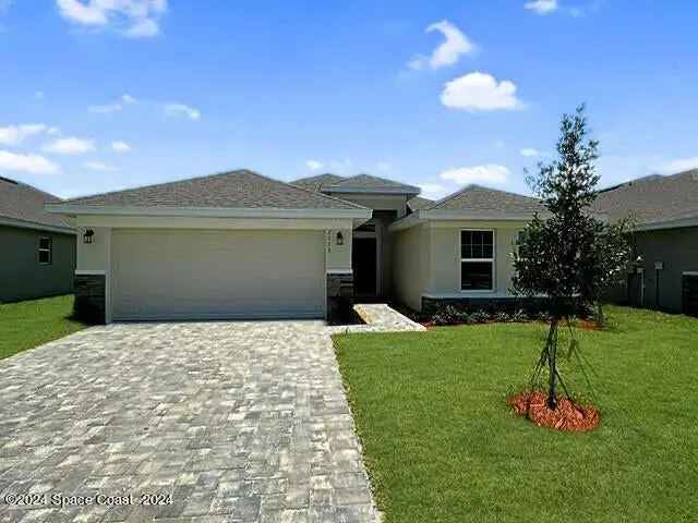 Single-family house For Sale in Palm Bay, Florida