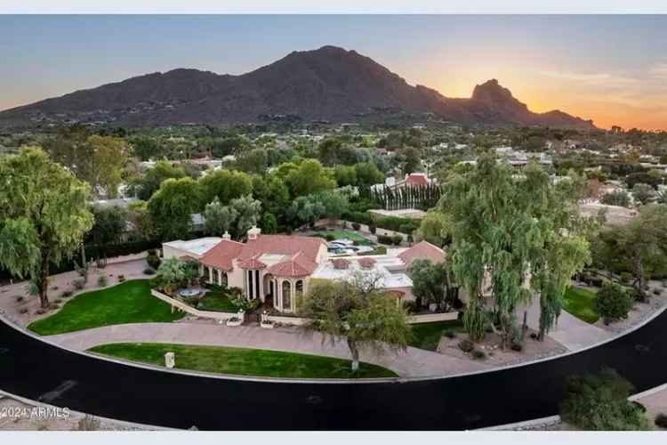 Single-family house For Sale in Paradise Valley, Arizona