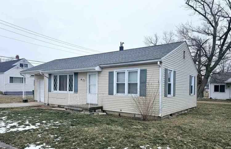 Multi-family house For Sale in 3114, West Devon Road, Muncie, Indiana