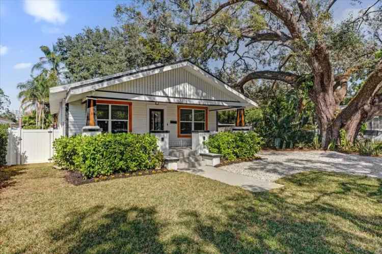 Single-family house For Sale in 321, West Wilder Avenue, Tampa, Florida