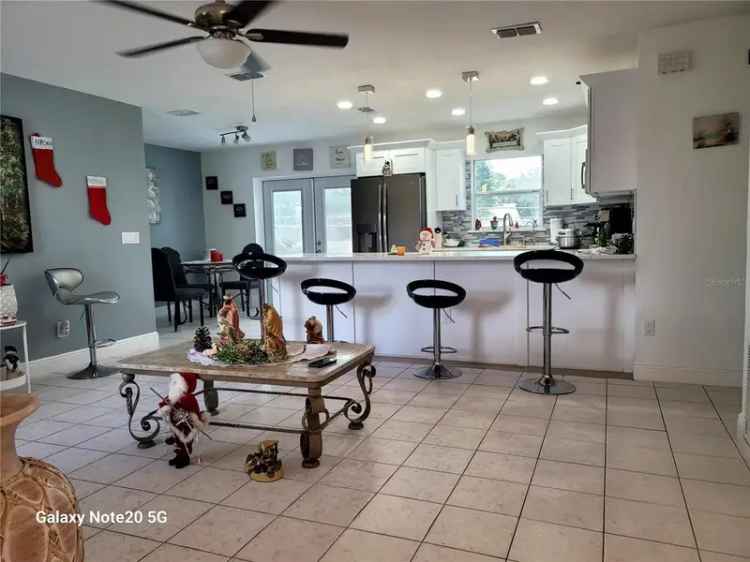 Single-family house For Sale in 2526, Bowmer Drive, Kissimmee, Florida