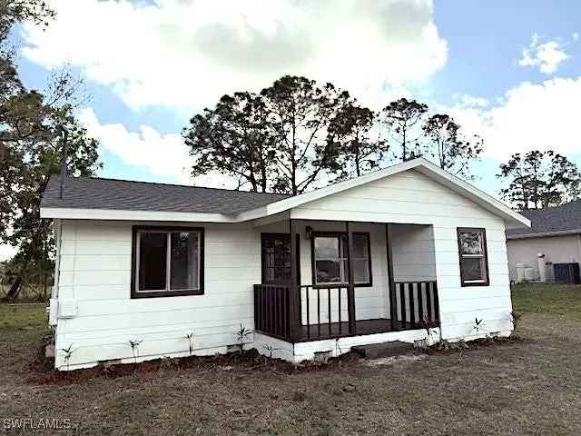 Single-family house For Sale in 3413, 23rd Street Southwest, Lehigh Acres, Florida