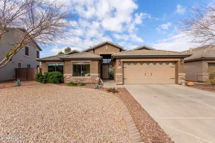 Single-family house For Sale in 29590, North Balmoral Place, San Tan Valley, Arizona